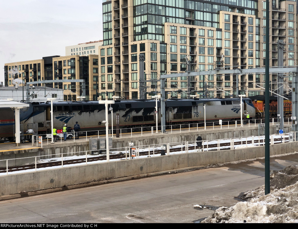 BNSF 7943/Amtrak 78/27